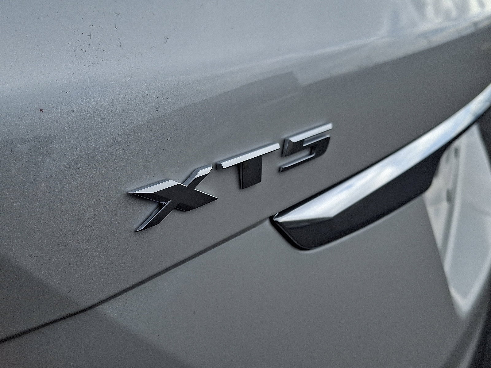 2026 Cadillac XT5 Luxury