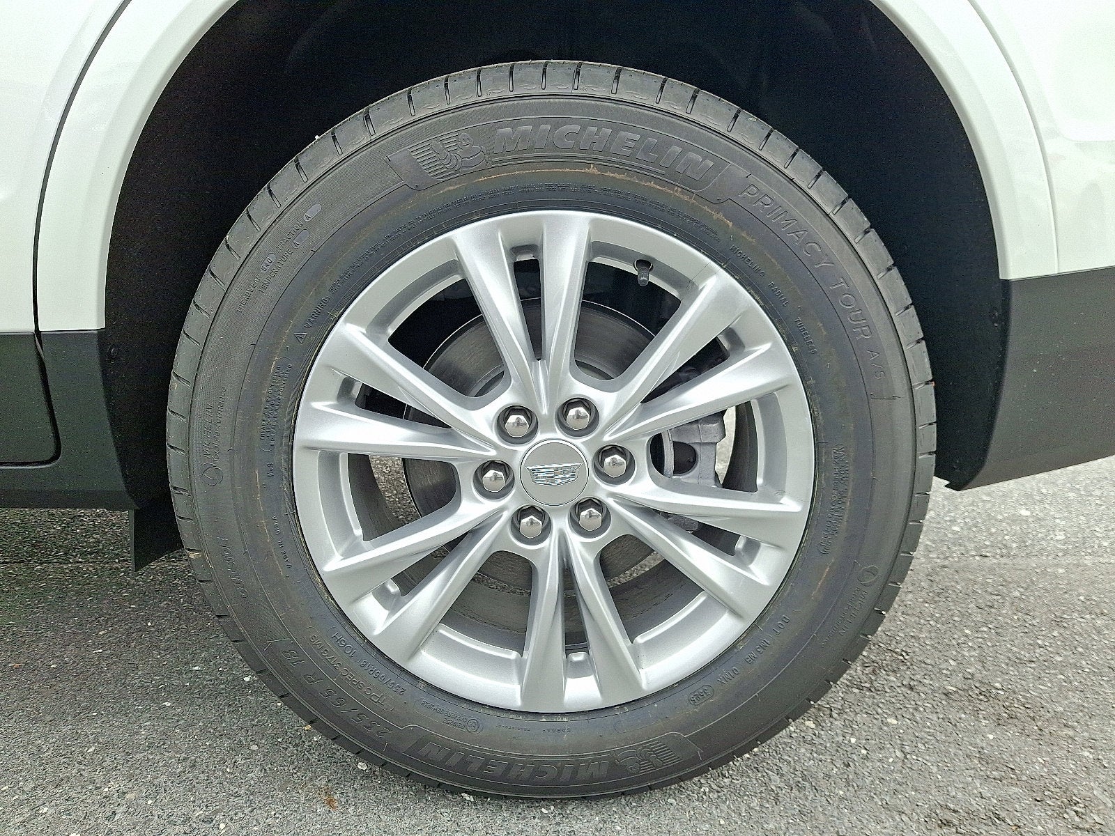 2026 Cadillac XT5 Luxury