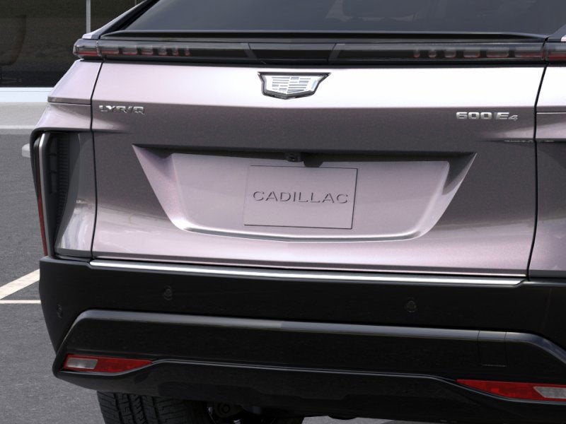 2025 Cadillac LYRIQ Luxury 1