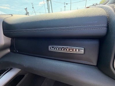 2022 RAM 1500 Laramie Crew Cab 4x4 5'7" Box