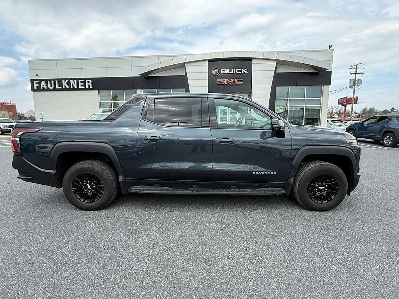 2025 Chevrolet Silverado EV LT - Extended Range
