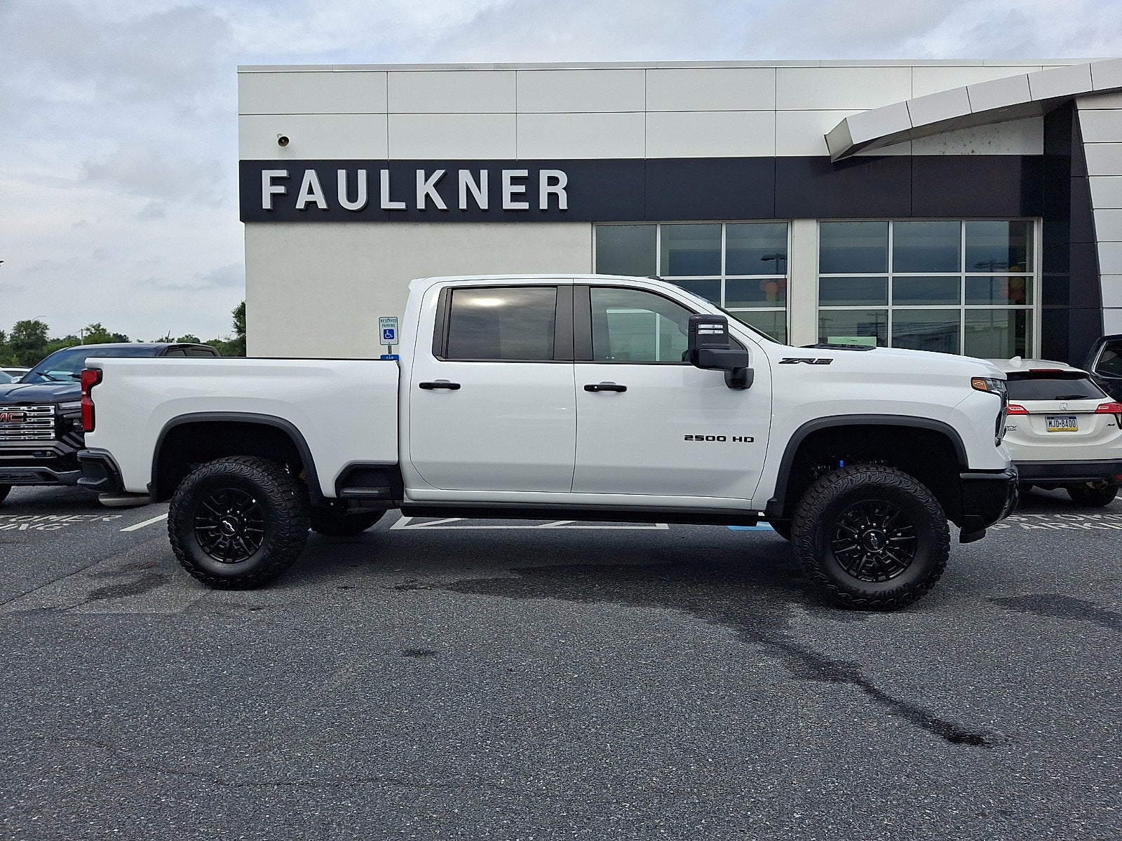 2025 Chevrolet Silverado 2500 HD ZR2