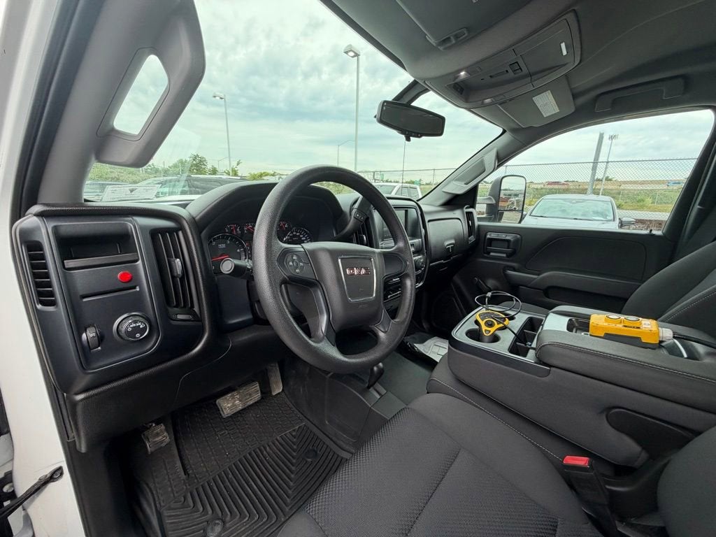 2018 GMC Sierra 3500 HD Chassis Cab NA