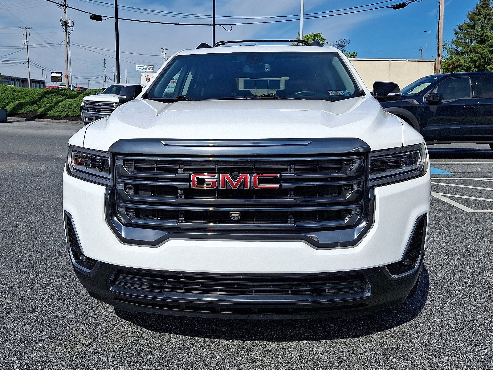 2023 GMC Acadia AT4