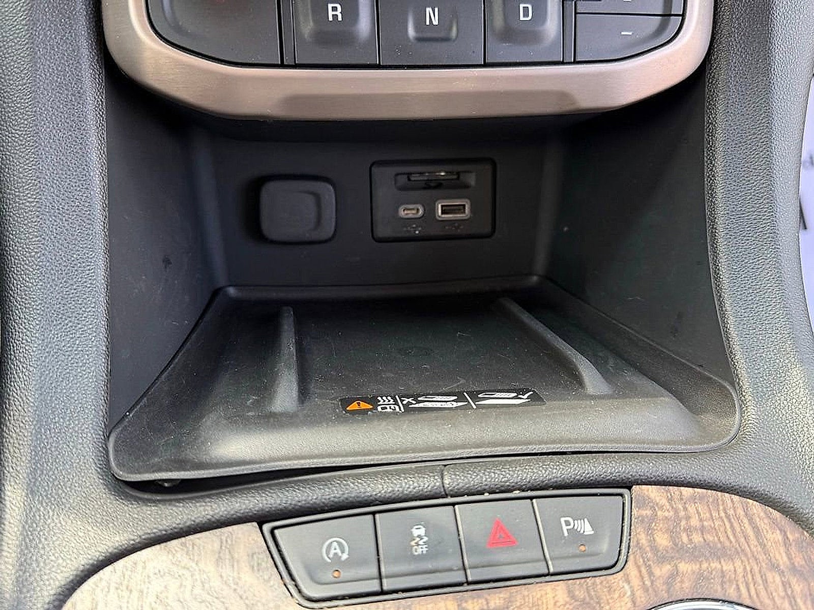 2020 GMC Acadia Denali