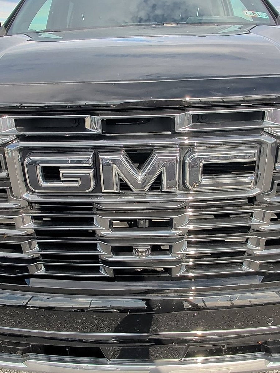 2025 GMC Yukon Denali Ultimate
