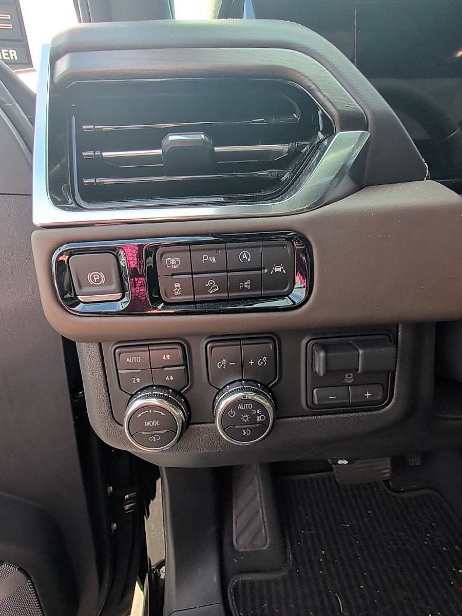 2025 GMC Yukon Denali Ultimate