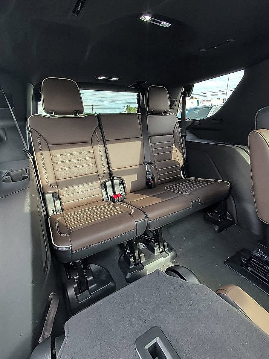 2025 GMC Yukon Denali Ultimate