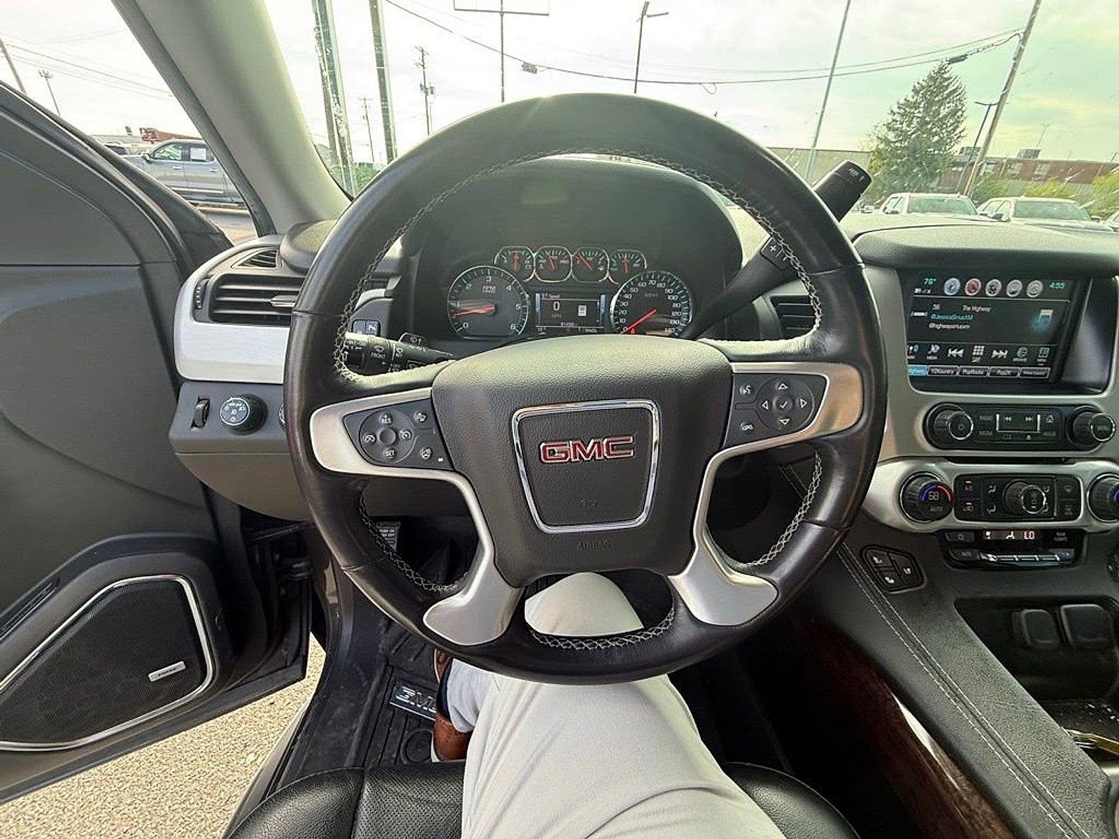 2019 GMC Yukon XL SLT