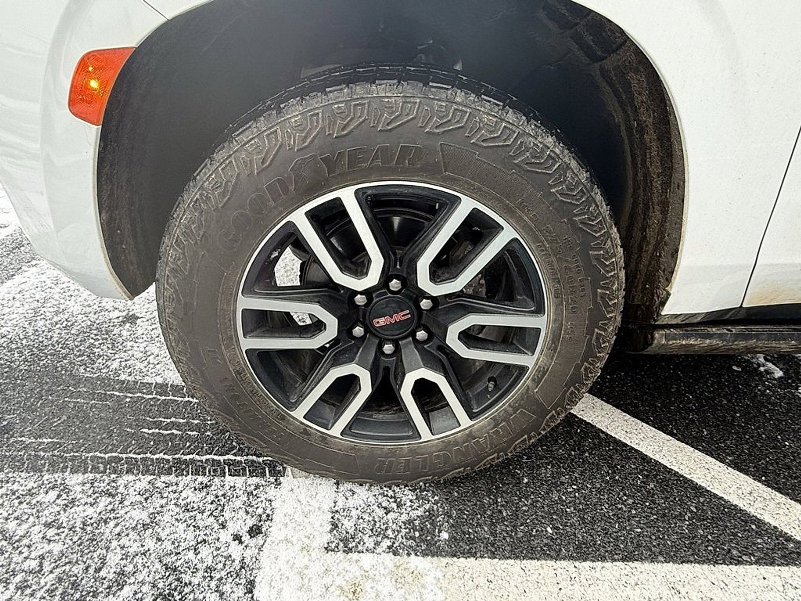 2023 GMC Yukon XL AT4