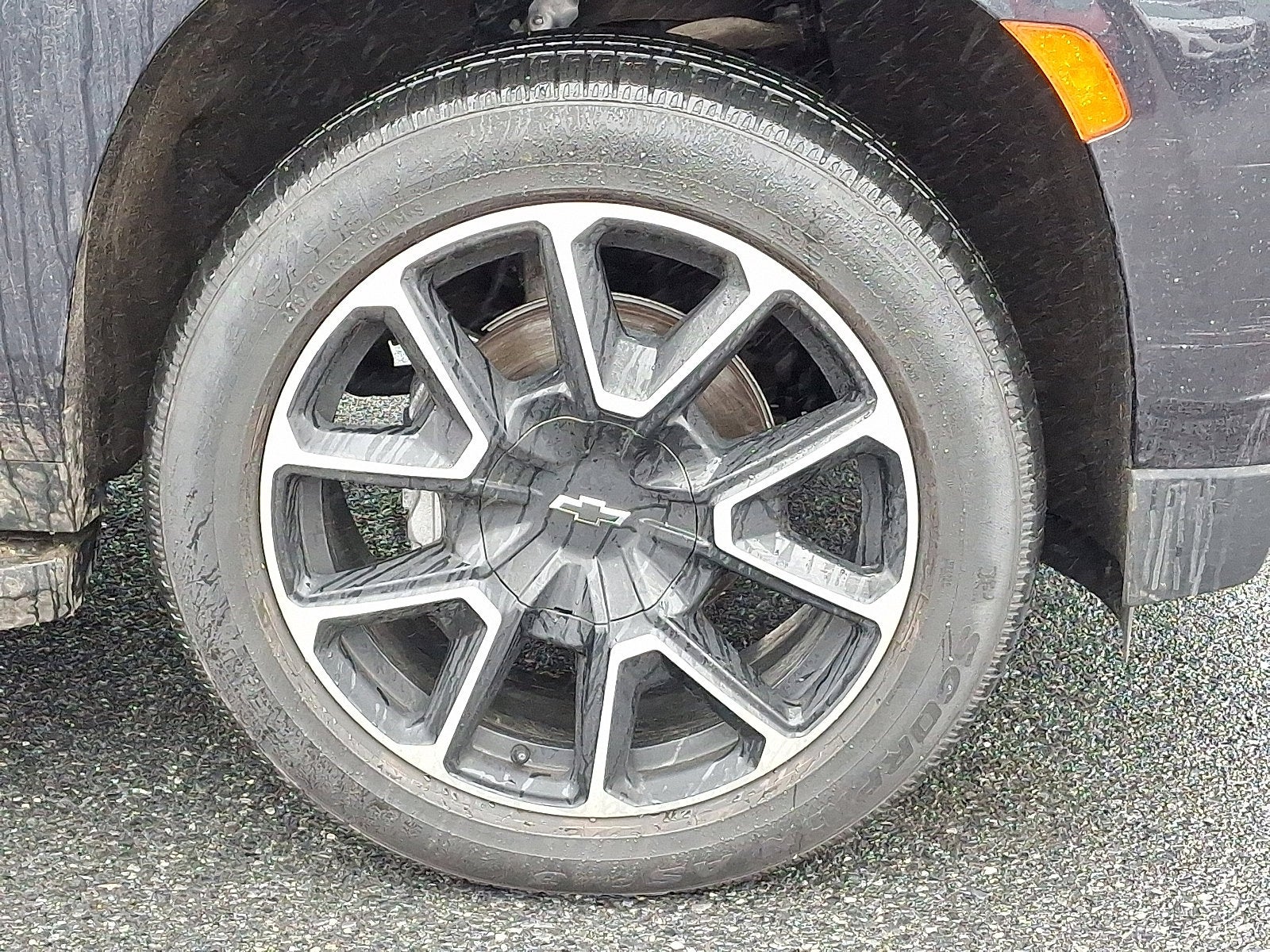 2023 Chevrolet Suburban RST