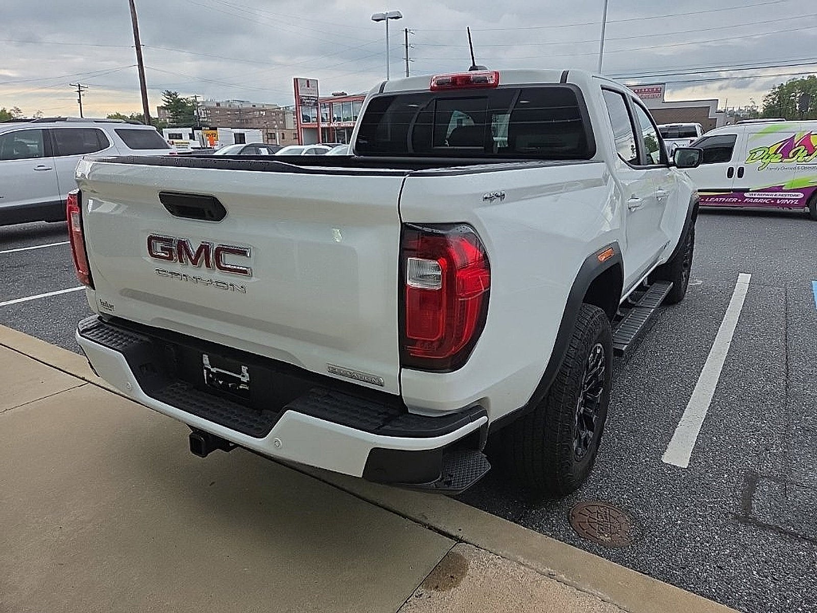 2026 GMC Canyon Elevation
