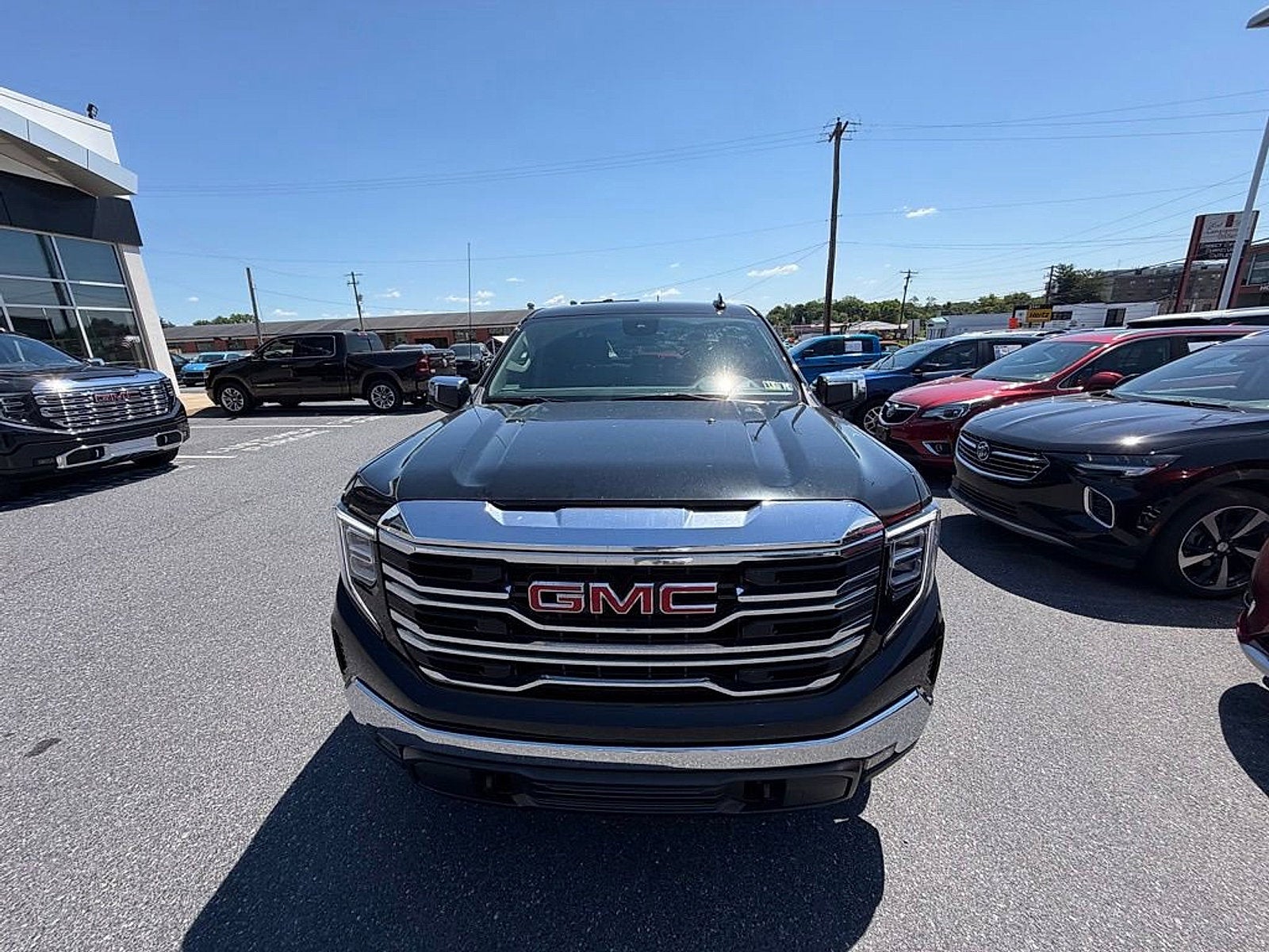 2026 GMC Sierra 1500 SLT
