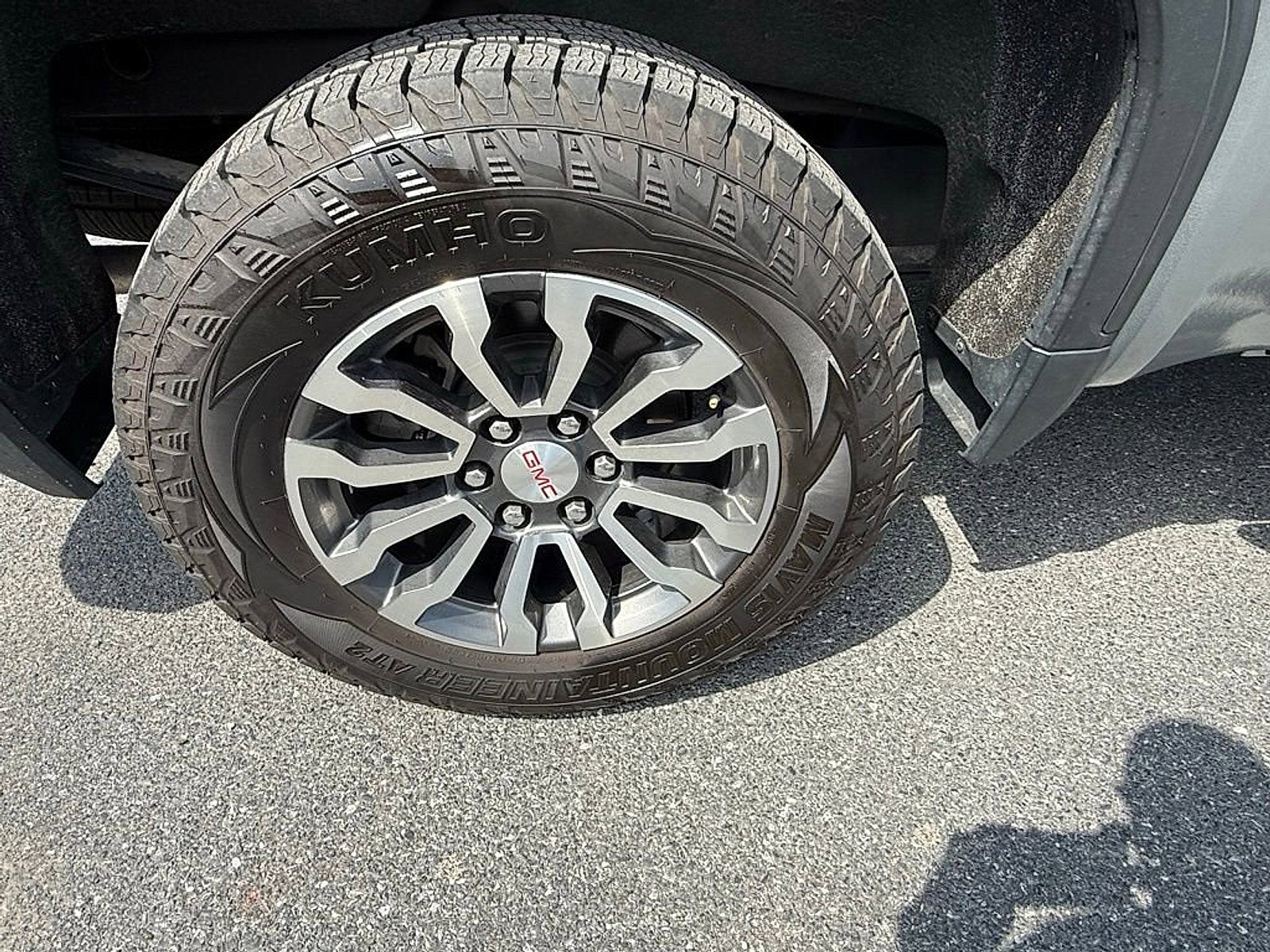 2023 GMC Sierra 1500 AT4