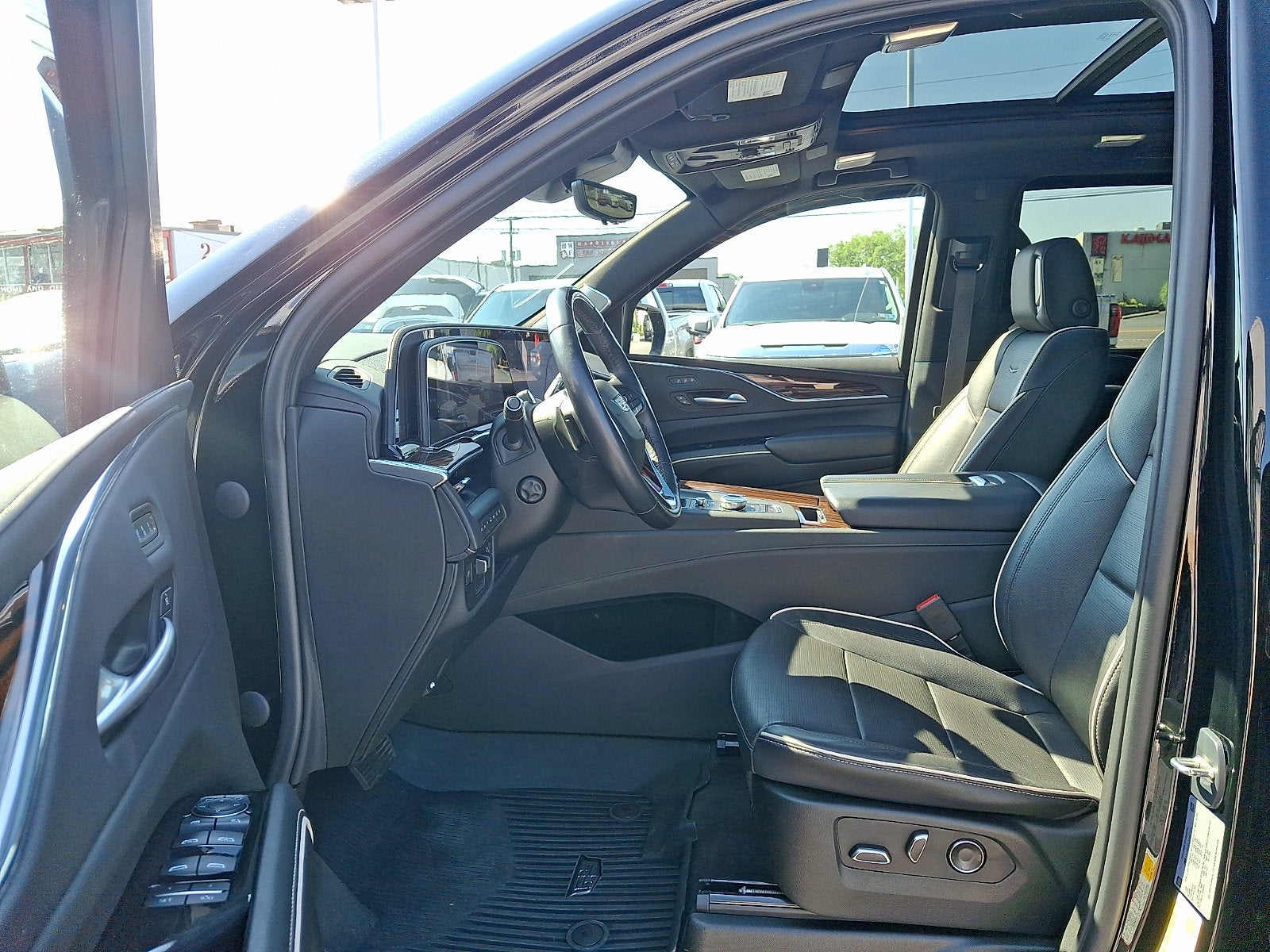 2023 Cadillac Escalade Premium Luxury