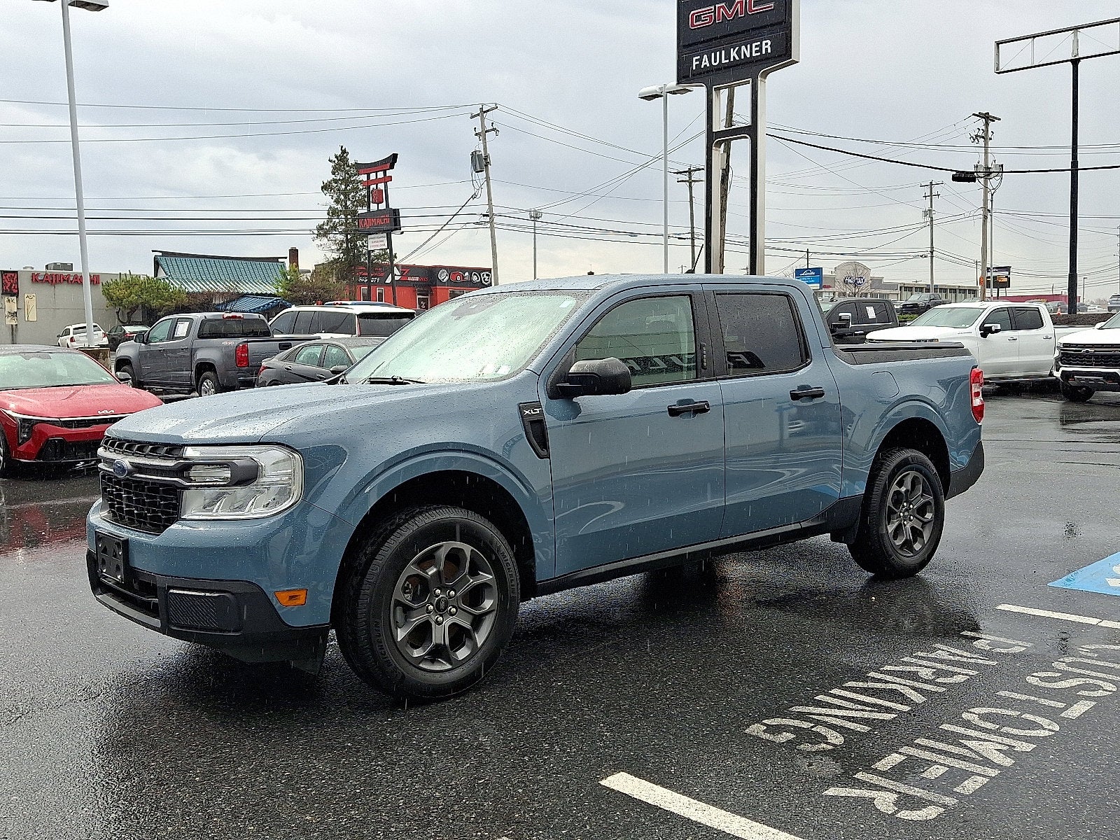 2023 Ford Maverick XL