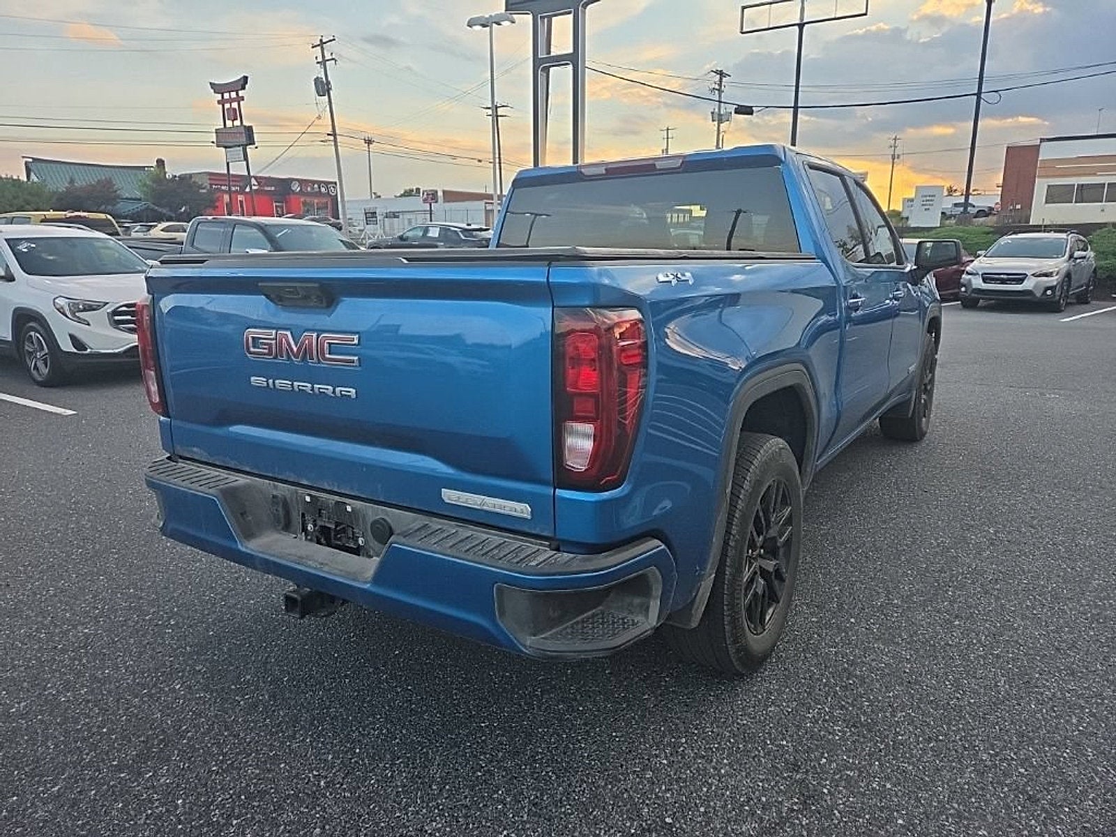 2023 GMC Sierra 1500 Elevation