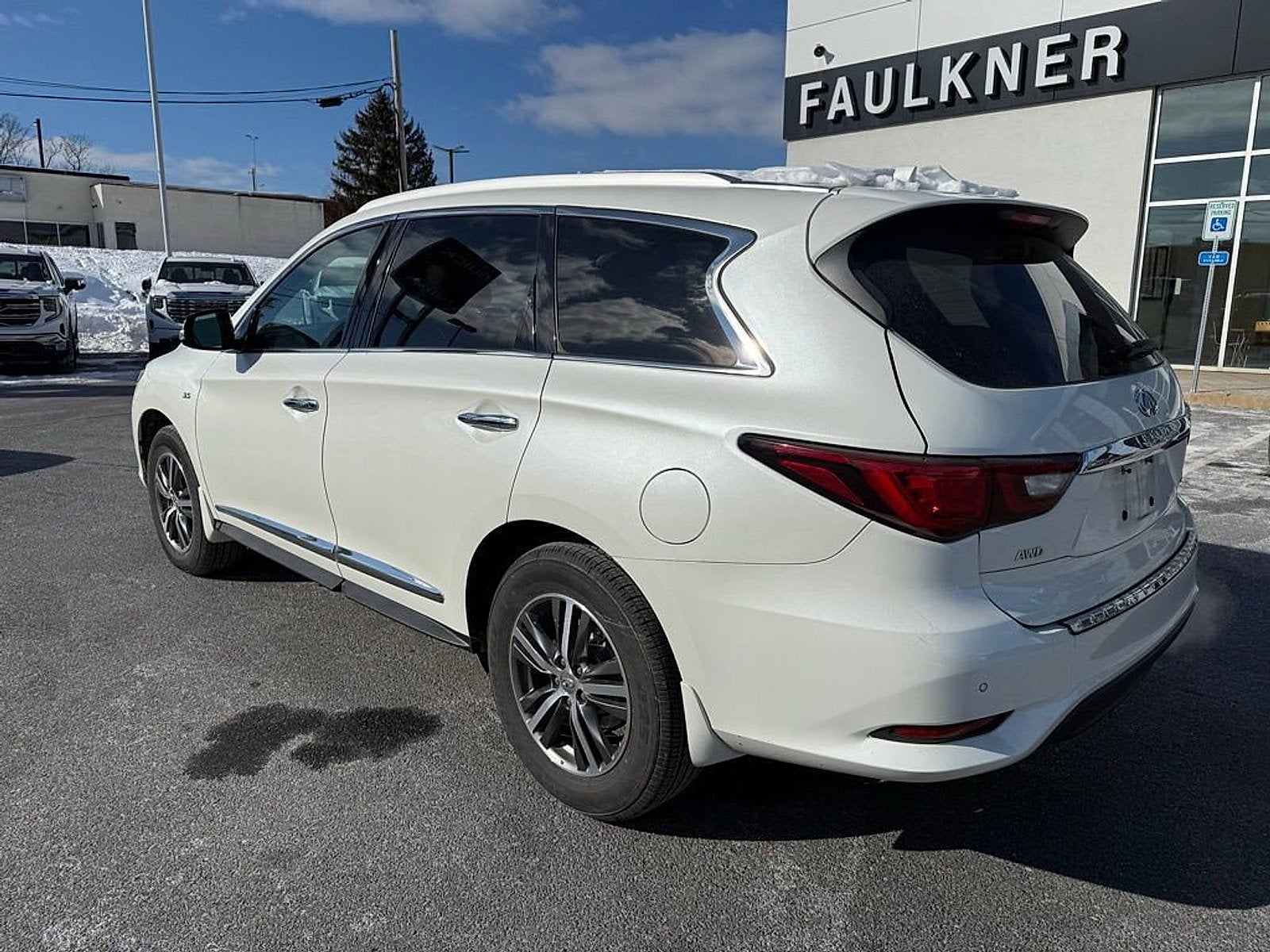 2020 INFINITI QX60 LUXE
