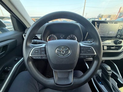 2022 Toyota Highlander L