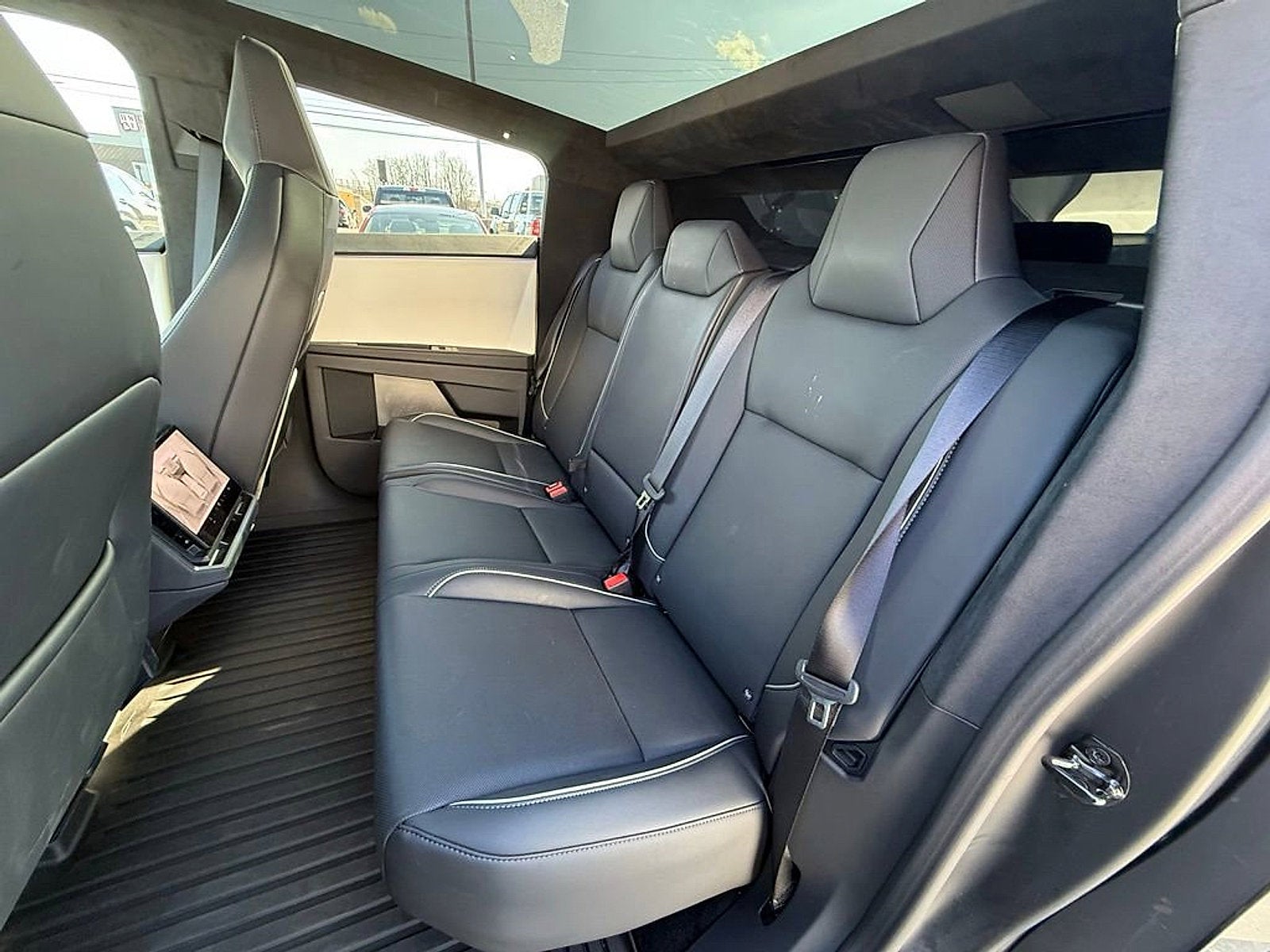 2025 Tesla Cybertruck Cyberbeast