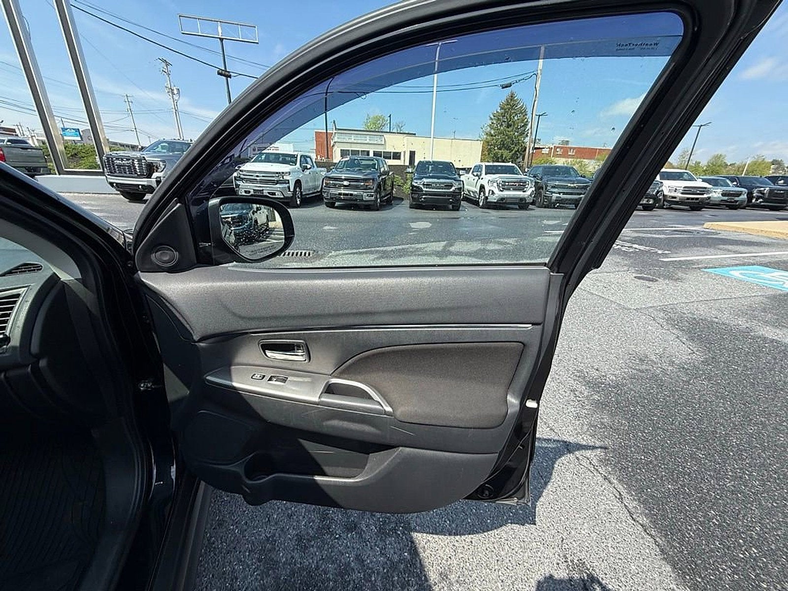 2019 Mitsubishi Outlander Sport ES 2.0