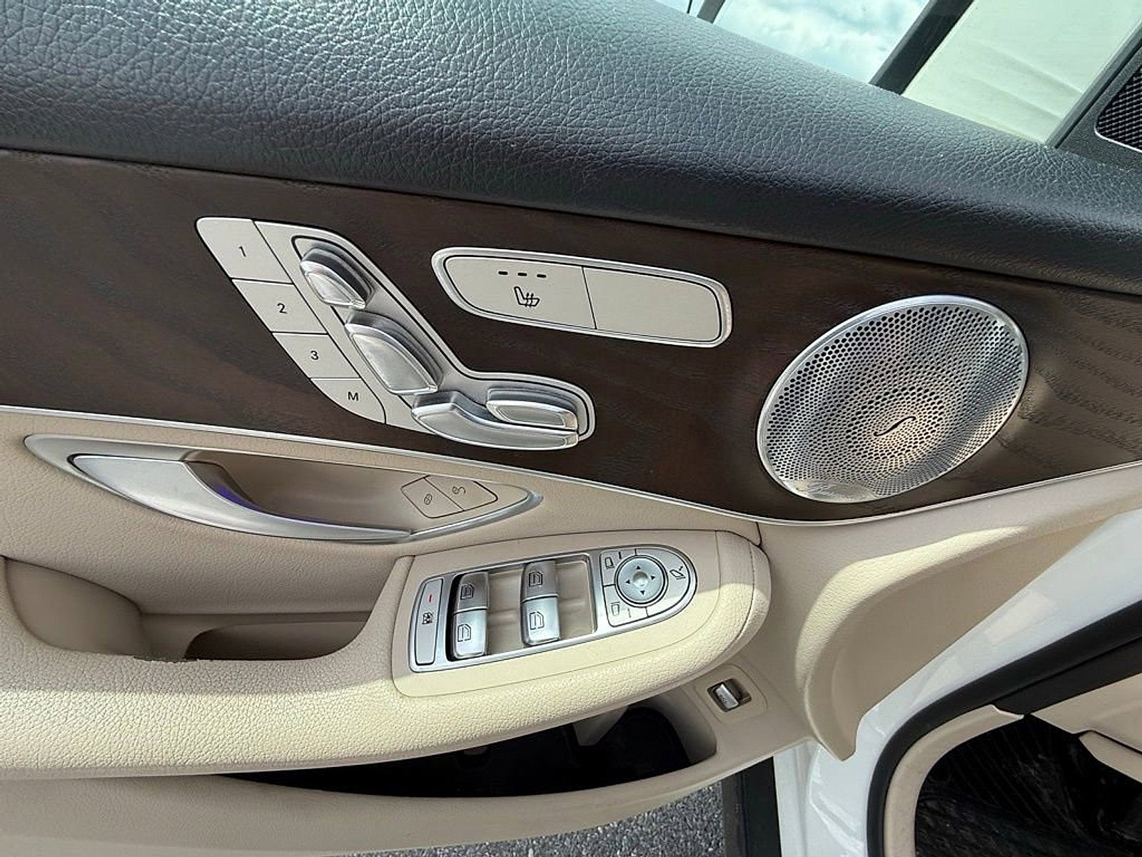 2020 Mercedes-Benz GLC GLC 300