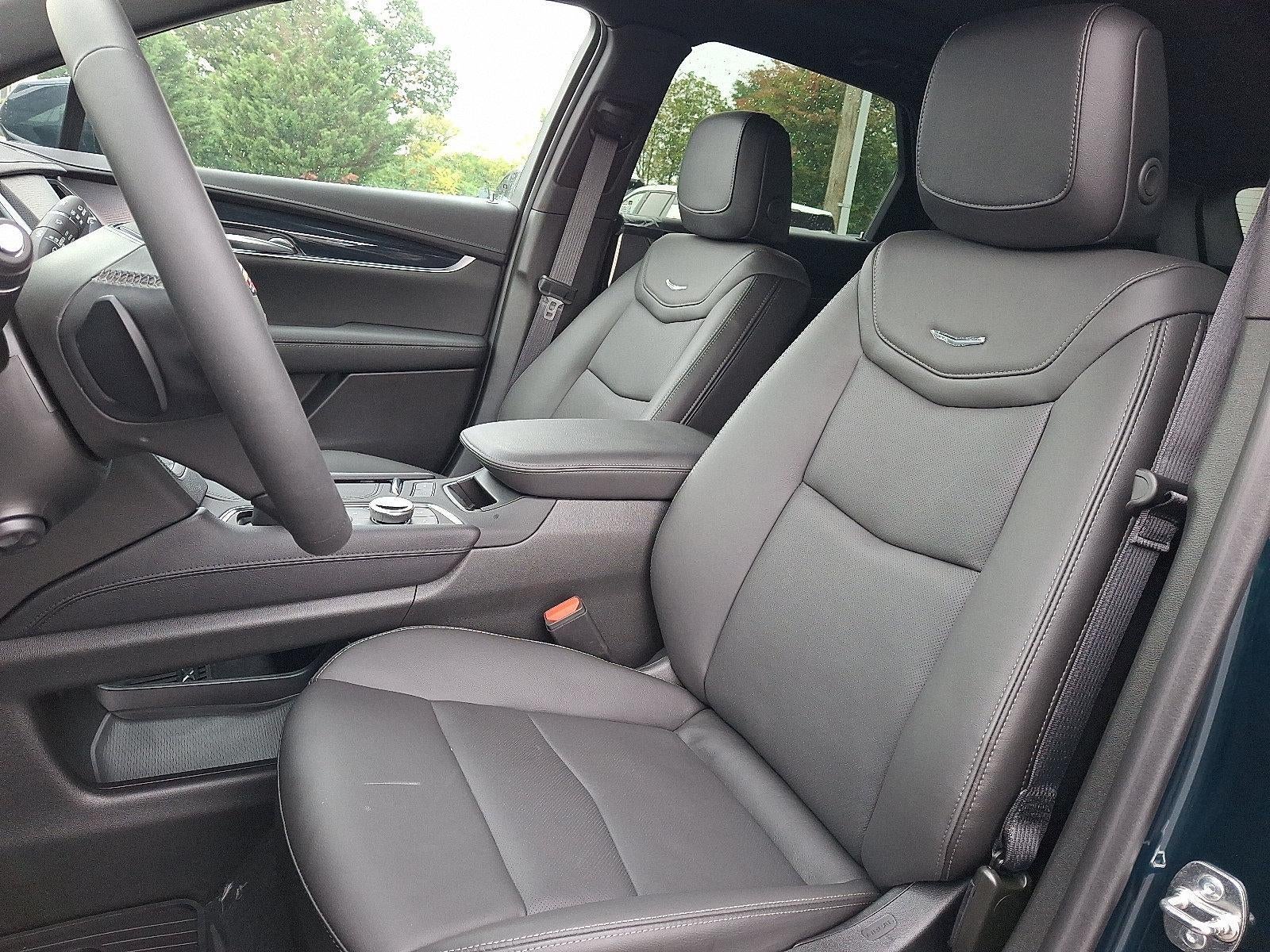 2026 Cadillac XT5 AWD 4dr Premium Luxury