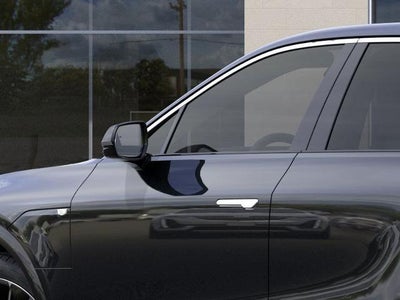 2025 Cadillac LYRIQ 4dr Luxury w/1SE