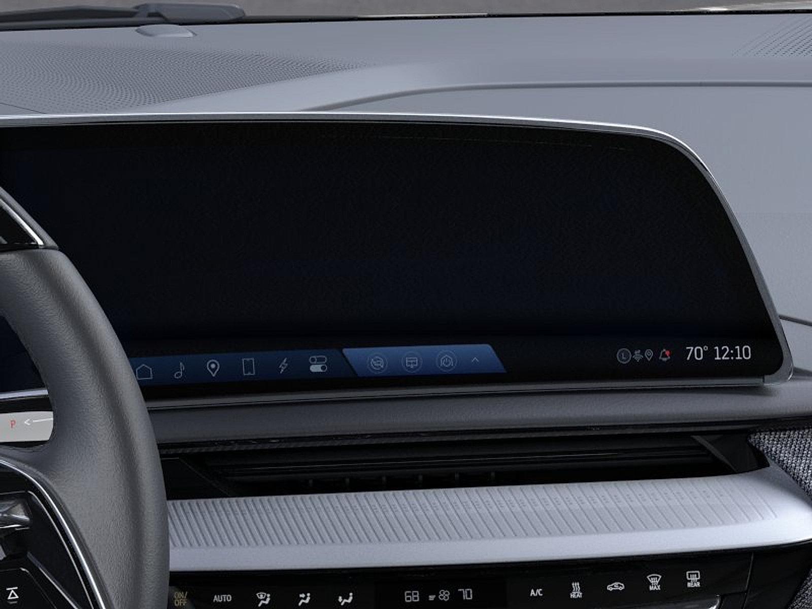 2027 Cadillac OPTIQ 4dr Luxury