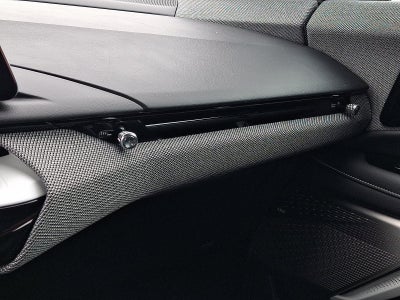 2027 Cadillac OPTIQ 4dr Luxury