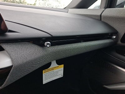 2027 Cadillac OPTIQ 4dr Sport