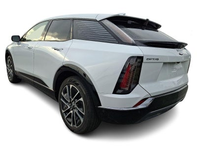 2027 Cadillac OPTIQ 4dr Sport