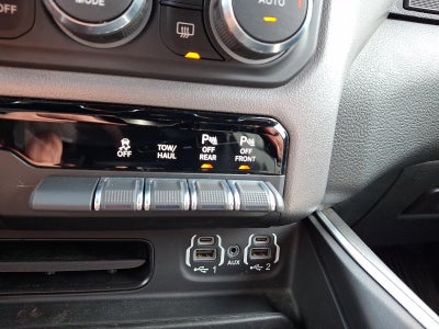 2021 RAM 1500 Big Horn 4x4 Crew Cab 5'7" Box