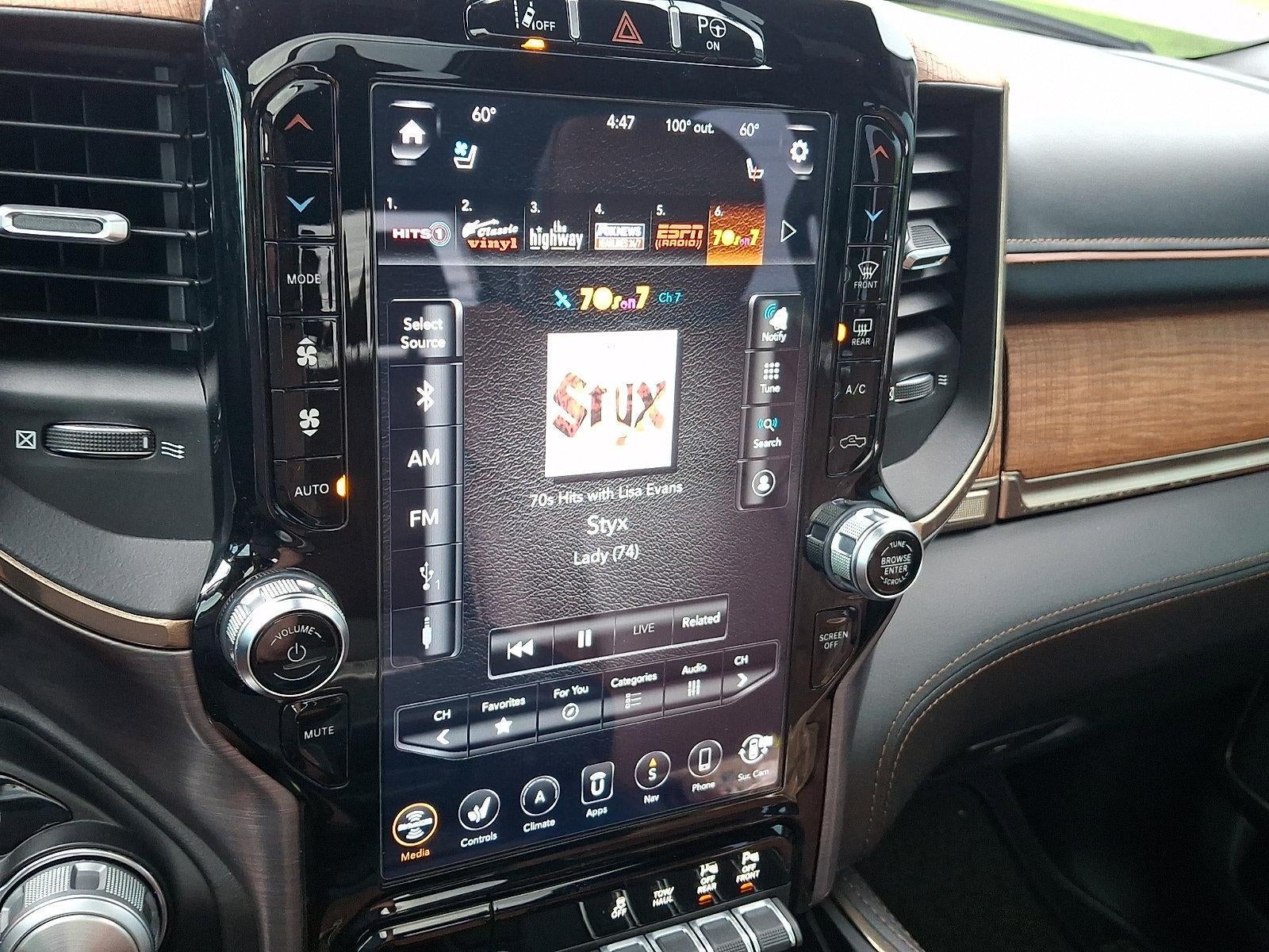 2019 RAM 1500 Longhorn 4x4 Crew Cab 5'7" Box
