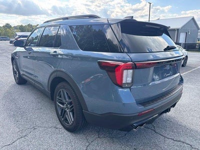 2025 Ford Explorer ST RWD