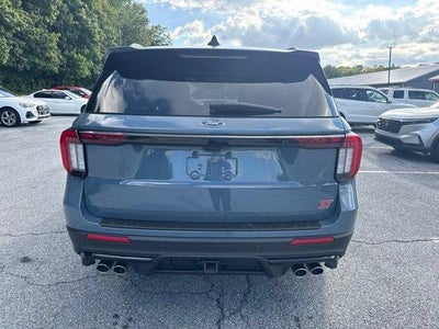 2025 Ford Explorer ST RWD