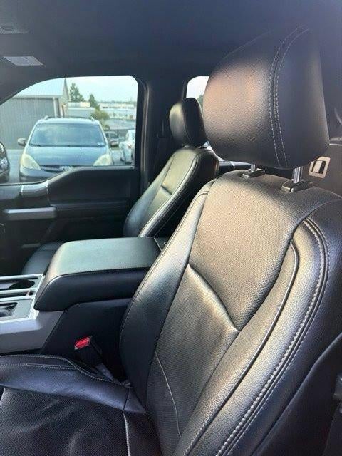 2017 Ford F-150 Lariat 4WD SuperCrew 5.5' Box