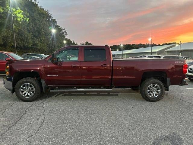 2016 Chevrolet Silverado 2500 HD Crew Cab Long Box 4-Wheel Drive LT