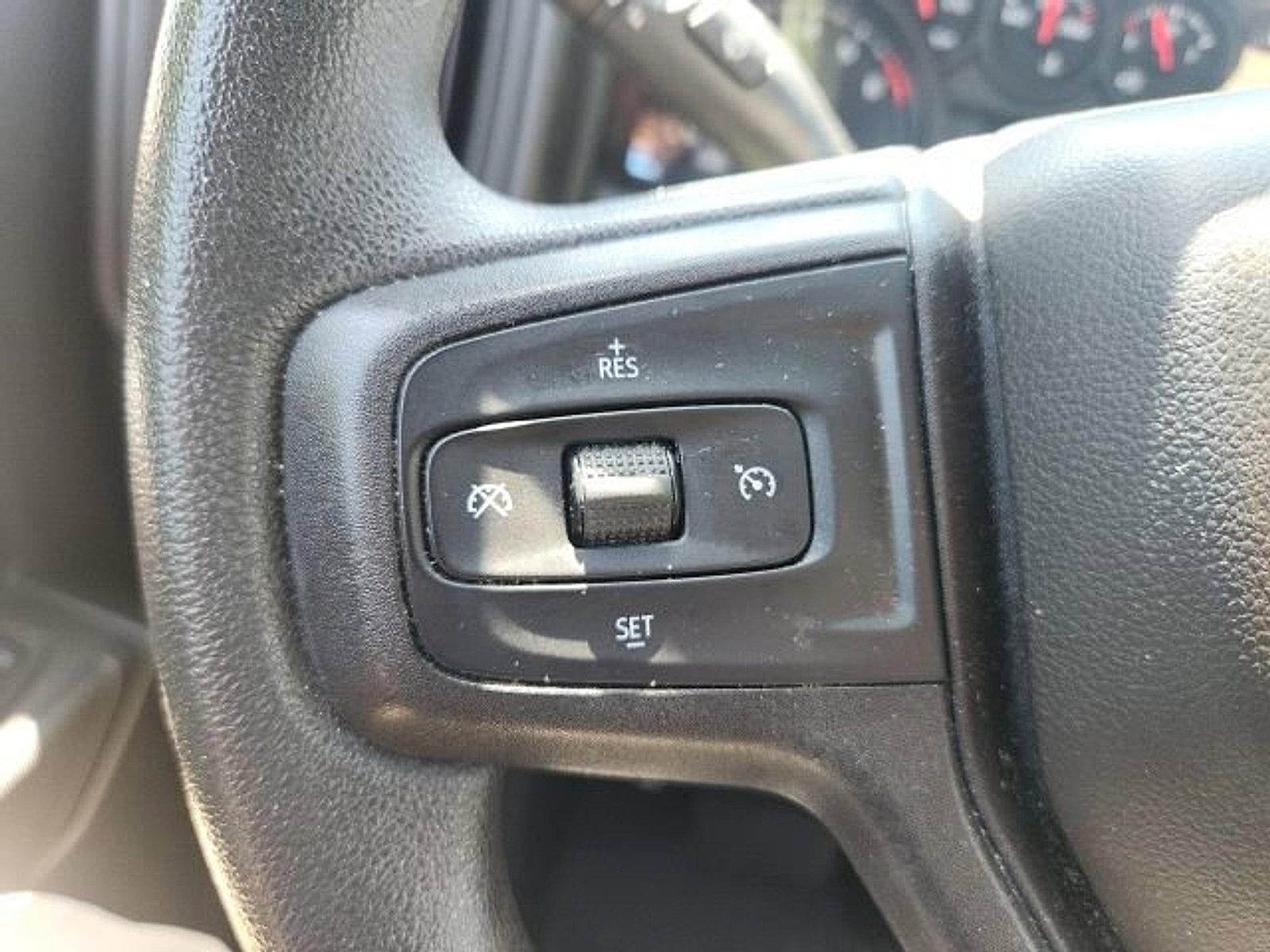 2021 Chevrolet Silverado 1500 Crew Cab Short Box 4-Wheel Drive Custom