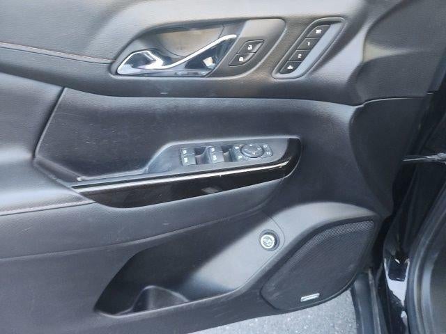 2022 GMC Acadia AWD AT4