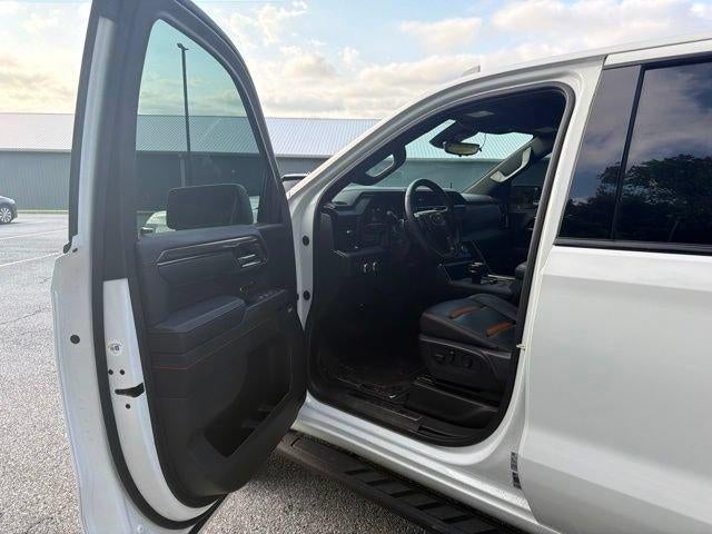 2023 GMC Sierra 1500 Crew Cab Short Box 4-Wheel Drive AT4