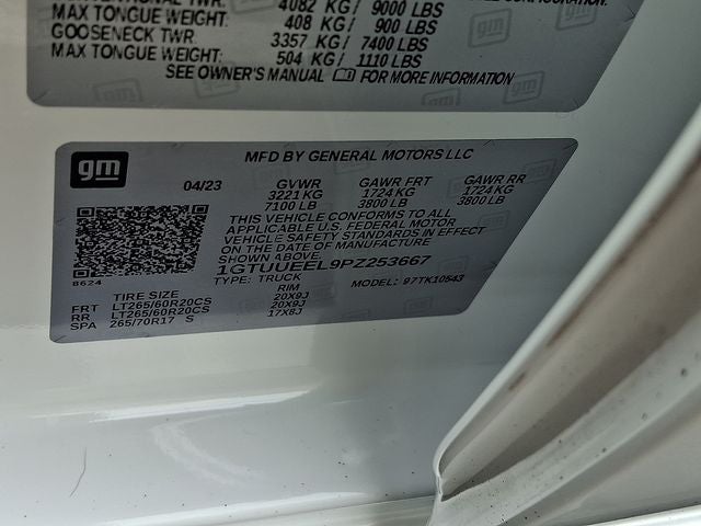 2023 GMC Sierra 1500 AT4 **LOW MILES**