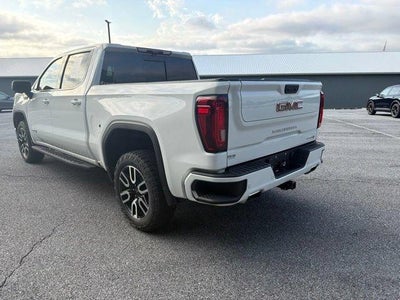 2023 GMC Sierra 1500 Crew Cab Short Box 4-Wheel Drive AT4