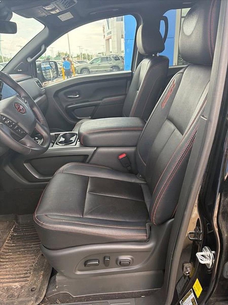 2024 Nissan Titan 4x4 Crew Cab PRO-4X