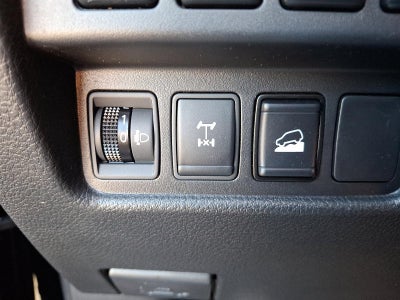 2024 Nissan Titan 4x4 Crew Cab PRO-4X