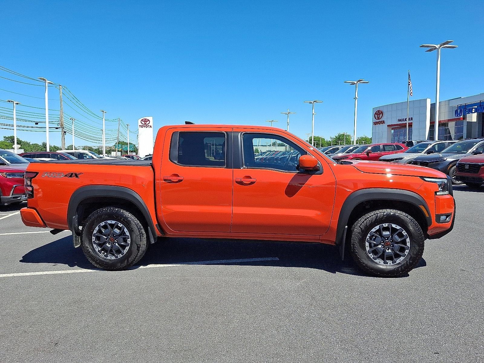 2025 Nissan Frontier Crew Cab 4x4 PRO-4X