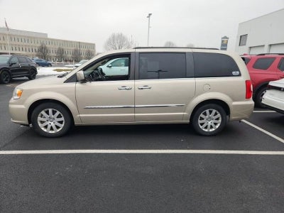 2016 Chrysler Town & Country 4dr Wgn Touring
