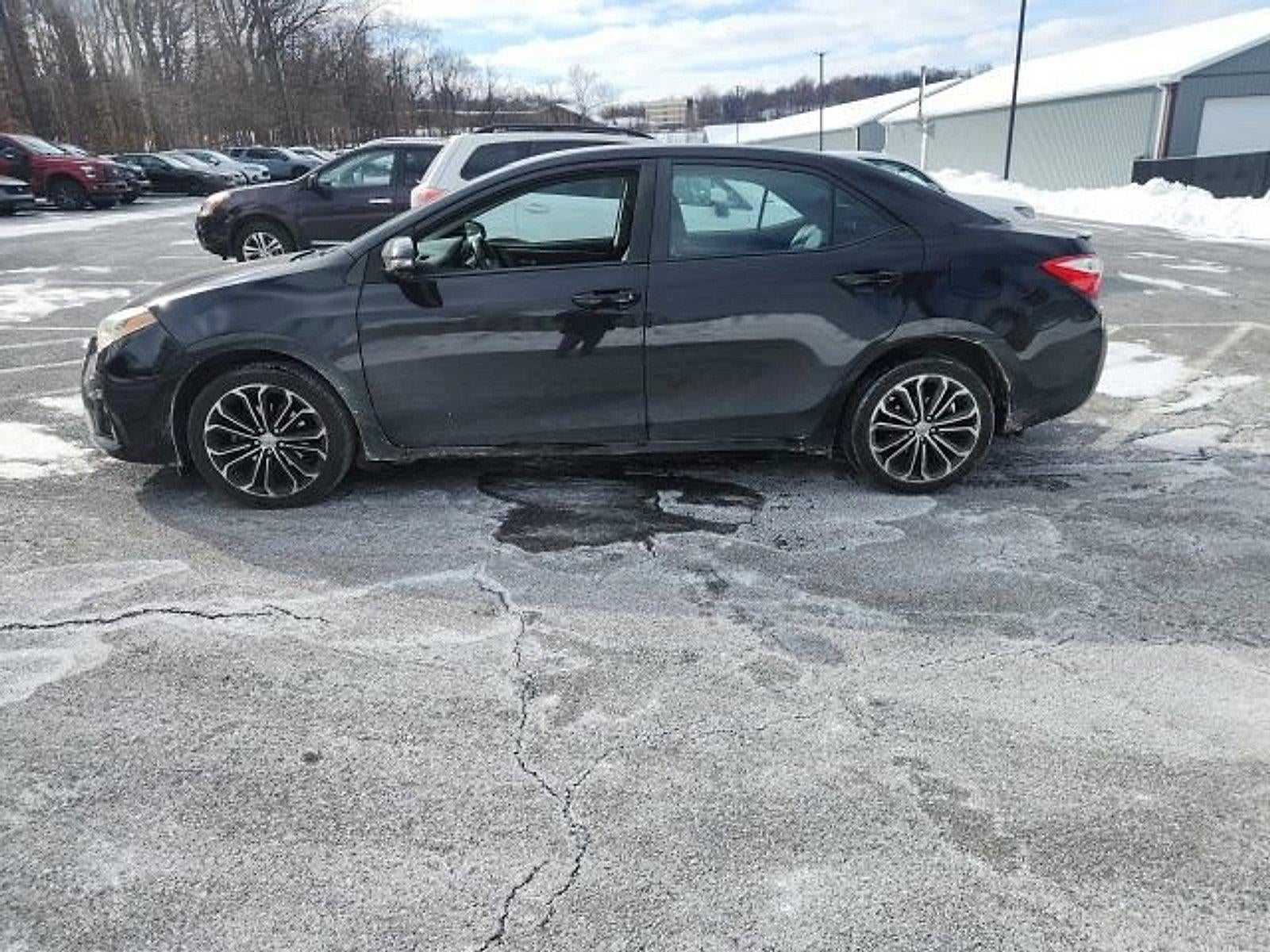 2016 Toyota Corolla 4dr Sdn CVT Auto S (SE)