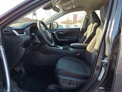 2025 Toyota RAV4 XLE AWD (Natl)