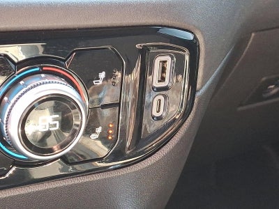 2025 GMC Sierra 1500 Crew Cab Short Box 4-Wheel Drive Elevation 3SB